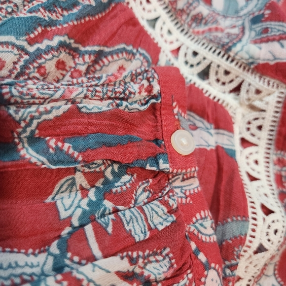LOFT Iris Botanical Print Coral Crochet Lace Peasant Top Women's Small - Picture 6 of 6